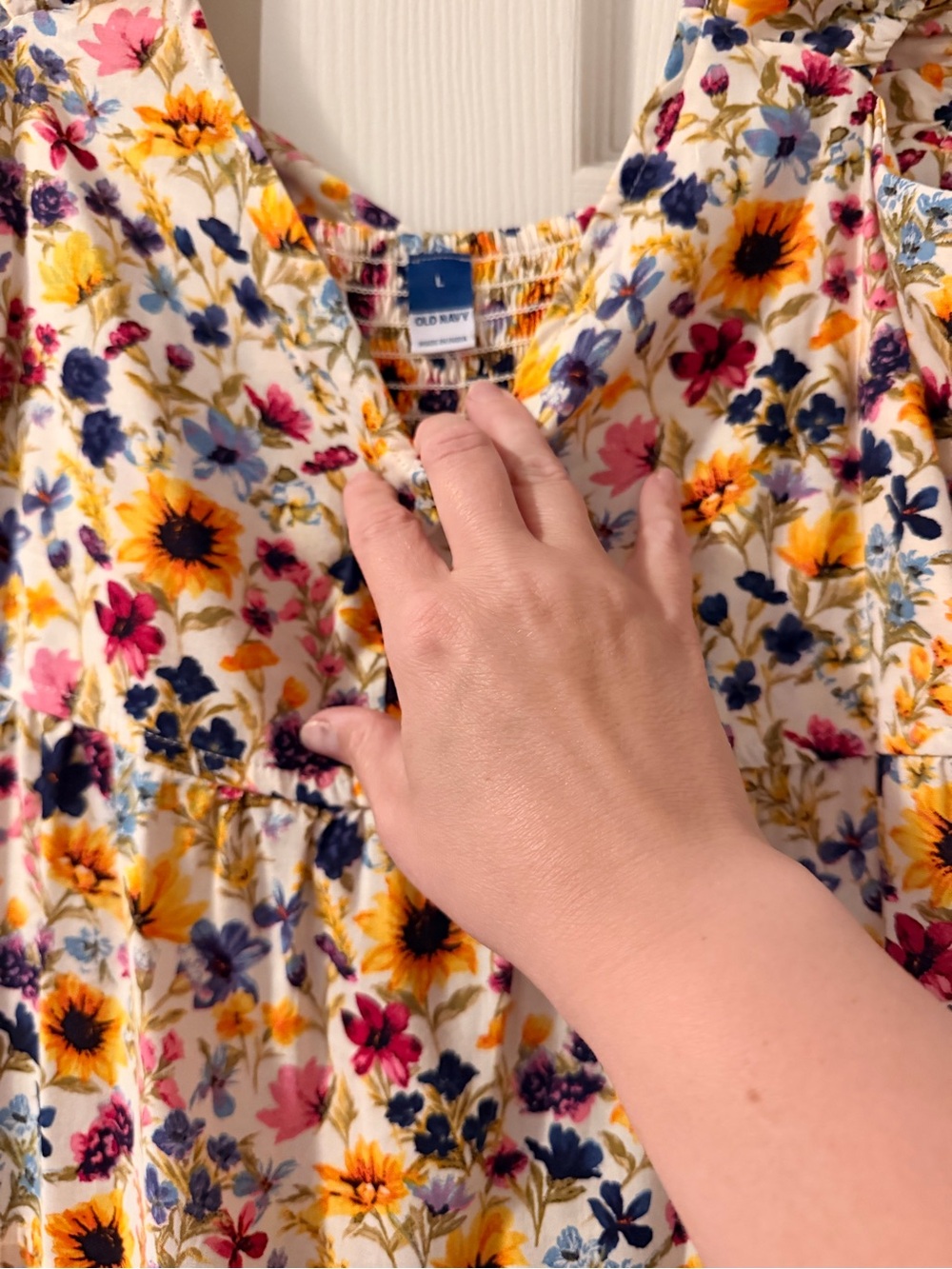 Old Navy Floral Ruffle-Sleeve Women’s maxi dress Yellow & Pink Floral - Picture 5 of 6